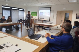 Comment l'IA peut-elle vous aider à constituer une réponse client technique et financière ?